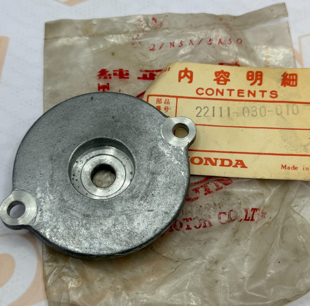 NOS Honda C200 CA200 S90 COVER CLUTCH OUTER 22111-030-010