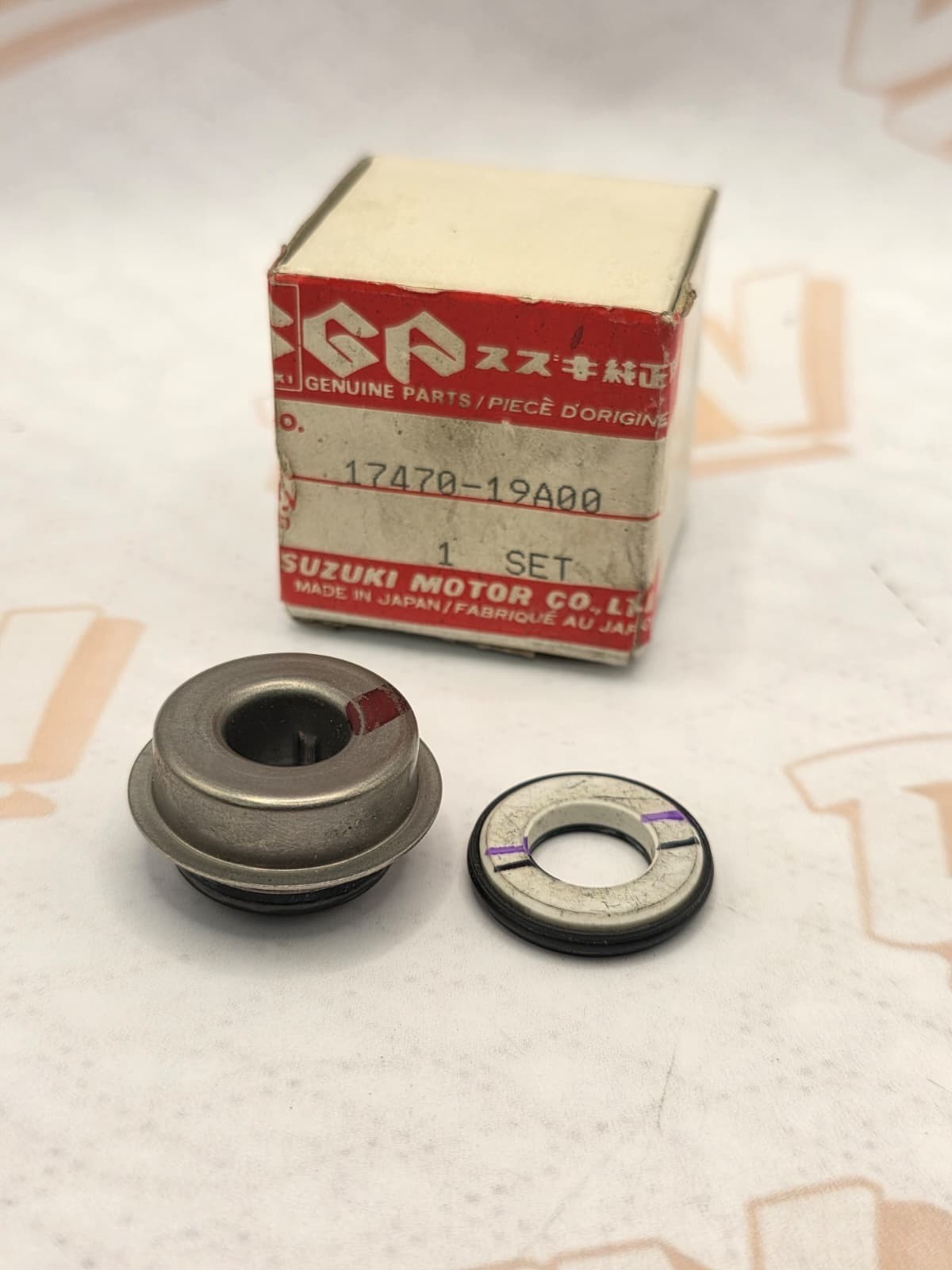NOS OEM Suzuki Water Pump Seal 1985-2015 GS400 RF600 TL1000 17470-19A00