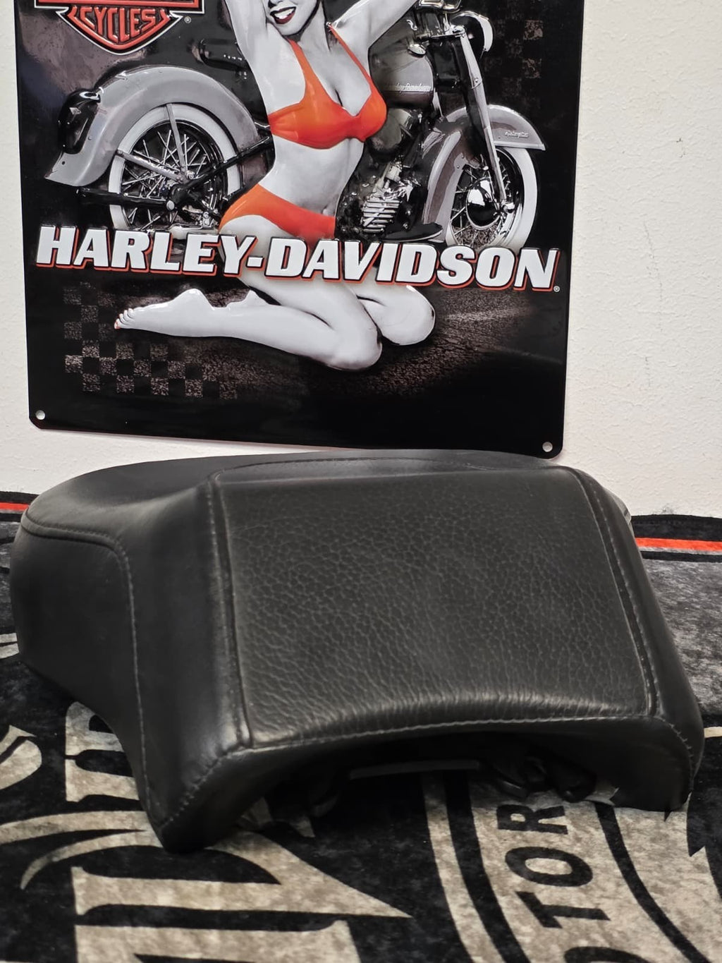 Harley Davidson Fatboy Flstf Softail Rear Back Passenger Seat Pillion 92/61-0067