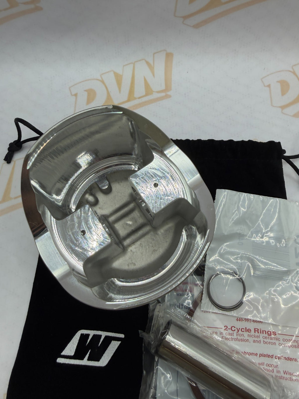 Suzuki PE400 1980 Wiseco piston and ring set  86.00 mm