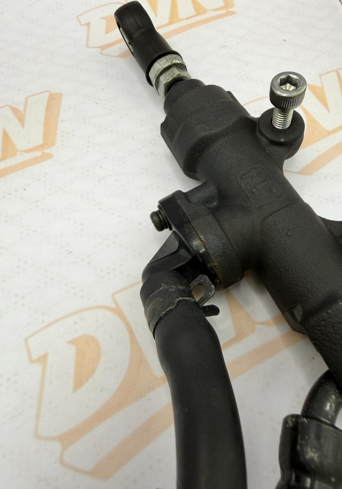 HONDA 13-15 CBR500R REAR  BRAKE MASTER CYLINDER W RESERVOIR 43510-MGZ-D01 BB315