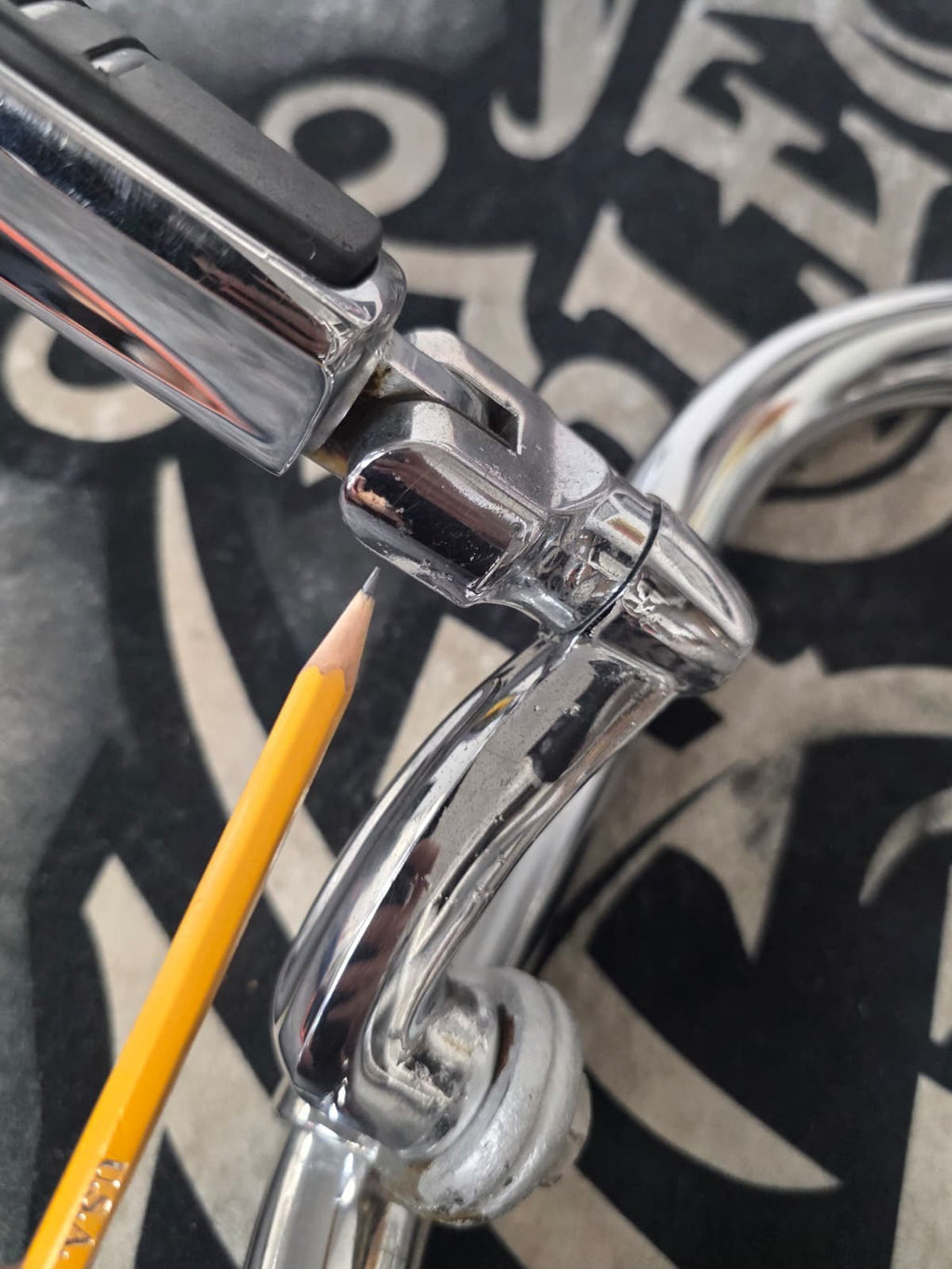 Engine Guard Highway Crash Bar Fit For Harley Touring MODELS 09-UP Chrome OEM