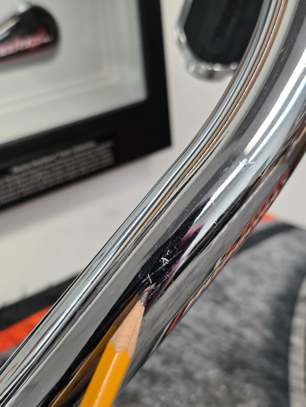 00-2003 Harley DAVISON Softail Engine Guard Crash Cage Bar CHROME
