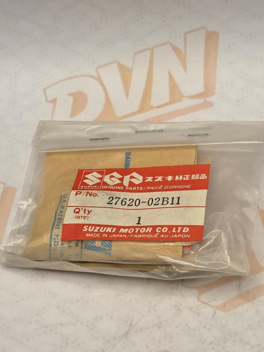 NOS SUZUKI DRIVE CHAIN JOINT 27620-02B11