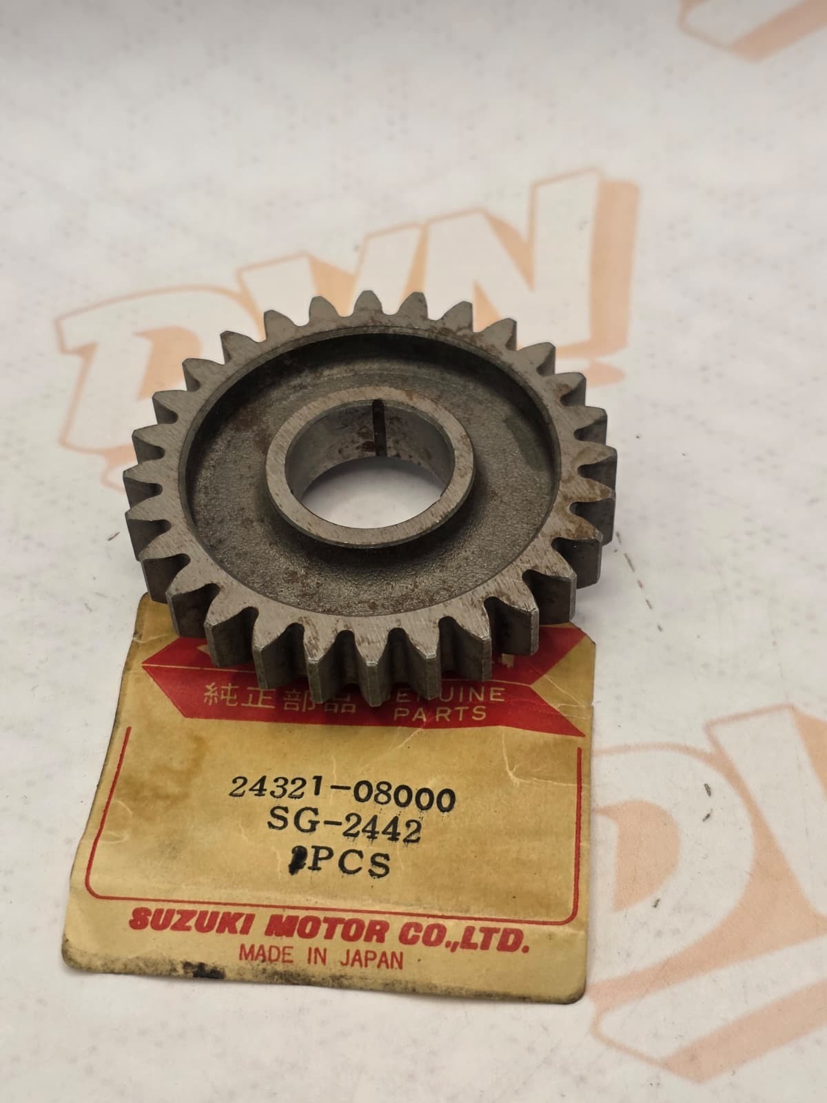NOS 28T 2nd Gear Fits: Suzuki S32-3 150 24321-08000