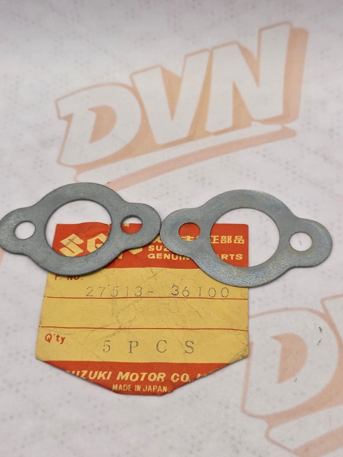 Suzuki GT185 GT 185 OEM NOS sprocket lock washer 27513-36100 FOR PAIR