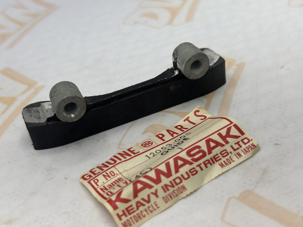 NOS kawasaki Guide #12053-005