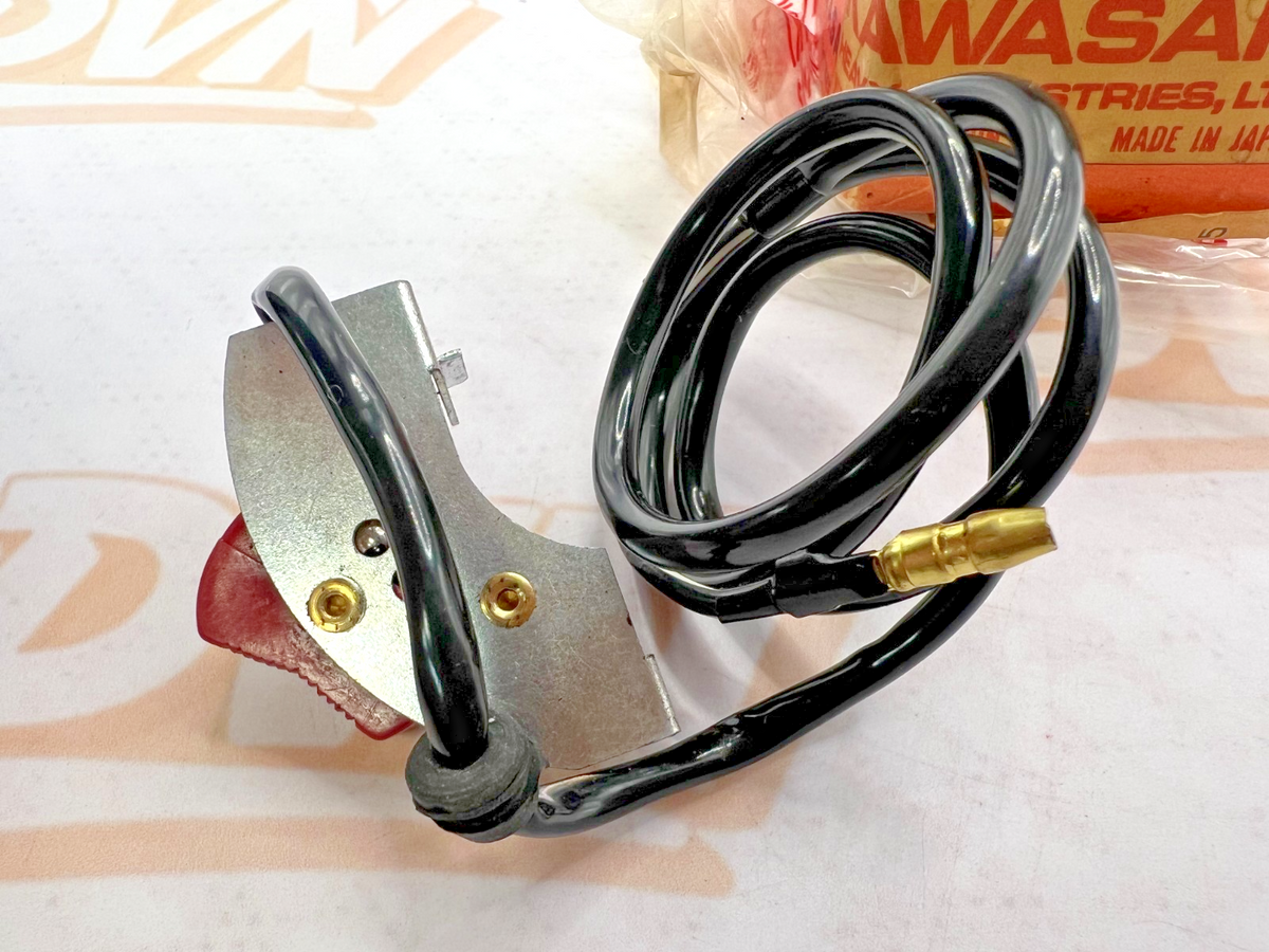 KAWASAKI 46027-010 NOS OEM ENGINE STOP SWITCH ASSY