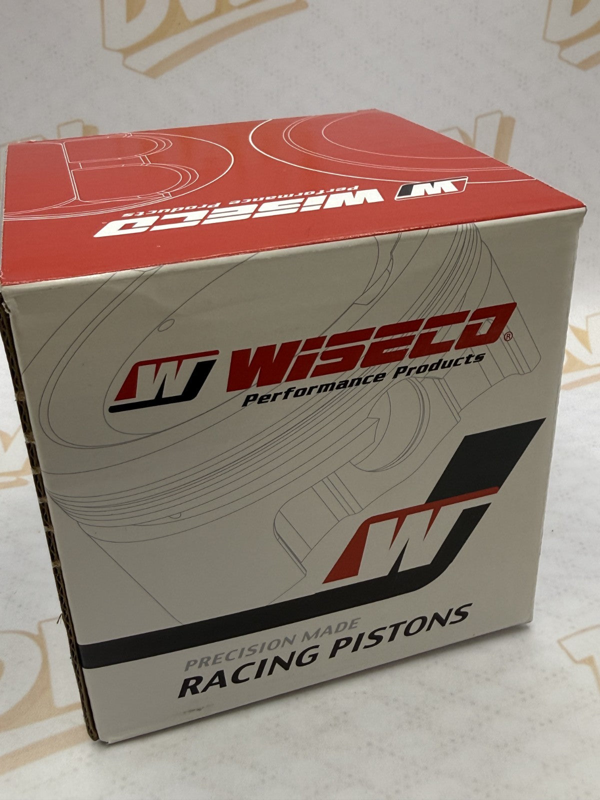 Suzuki TM400 1975 Wiseco piston and ring set  83.00 mm