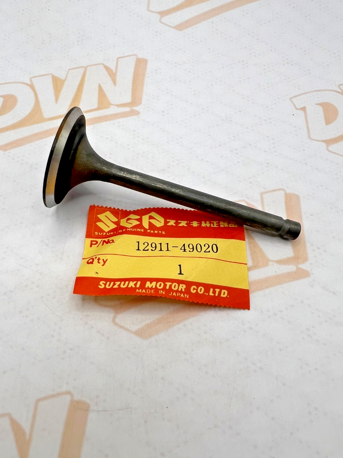 SUZUKI GS1000 GS1100 INTAKE VALVE 12911-49020