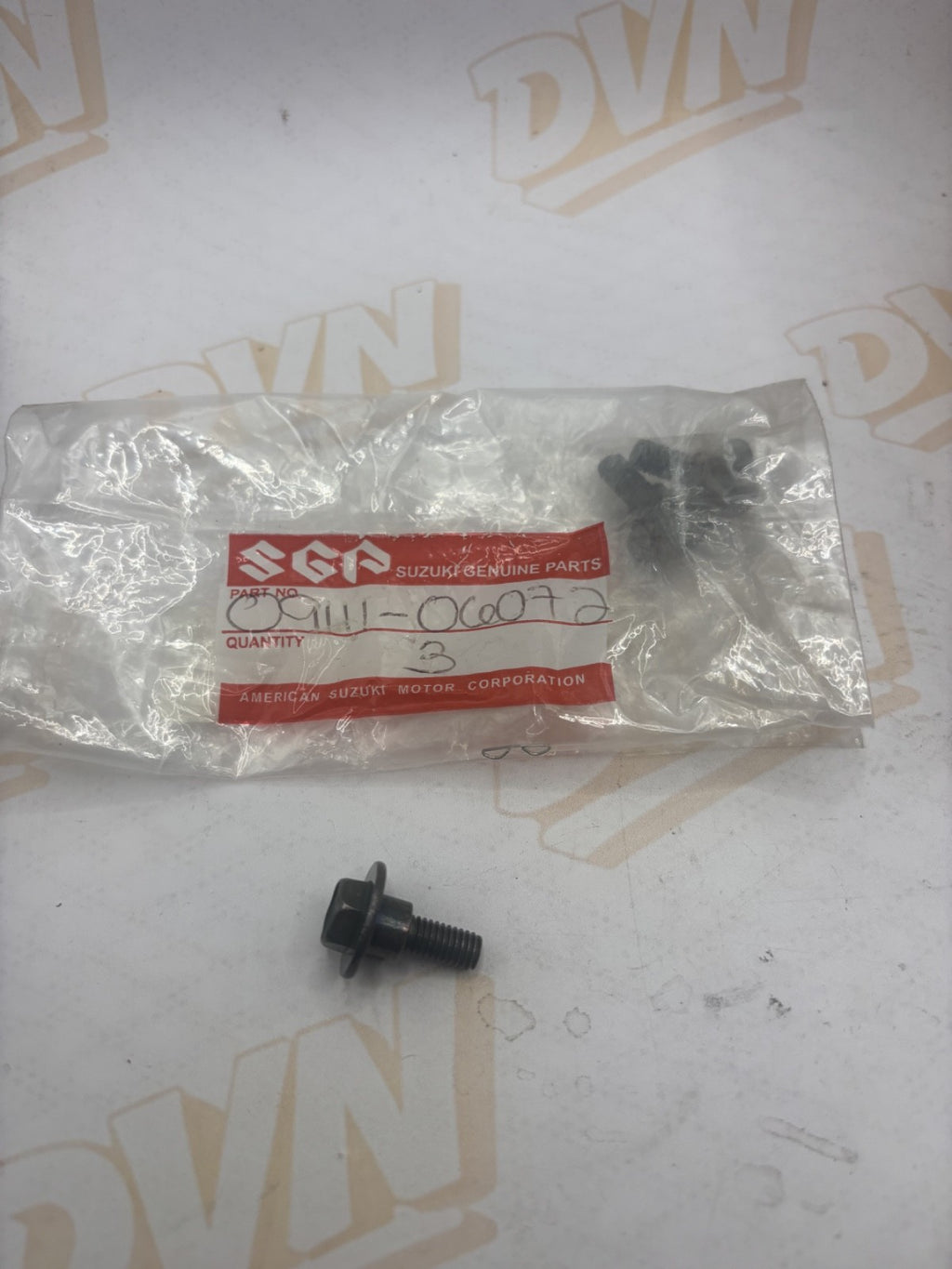 NEW SUZUKI 09111-06072 FRAME BOLT, PROTECTOR DR-Z400