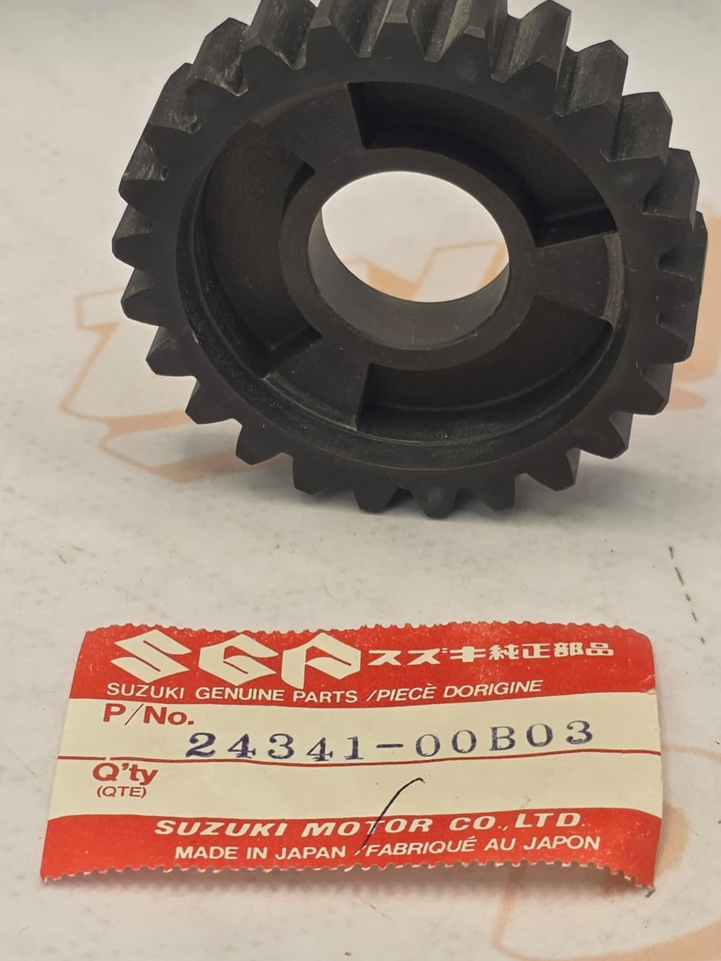 Suzuki RM 250 1986 1987 1988 4th Driven Gear 24341-00B03 NOS