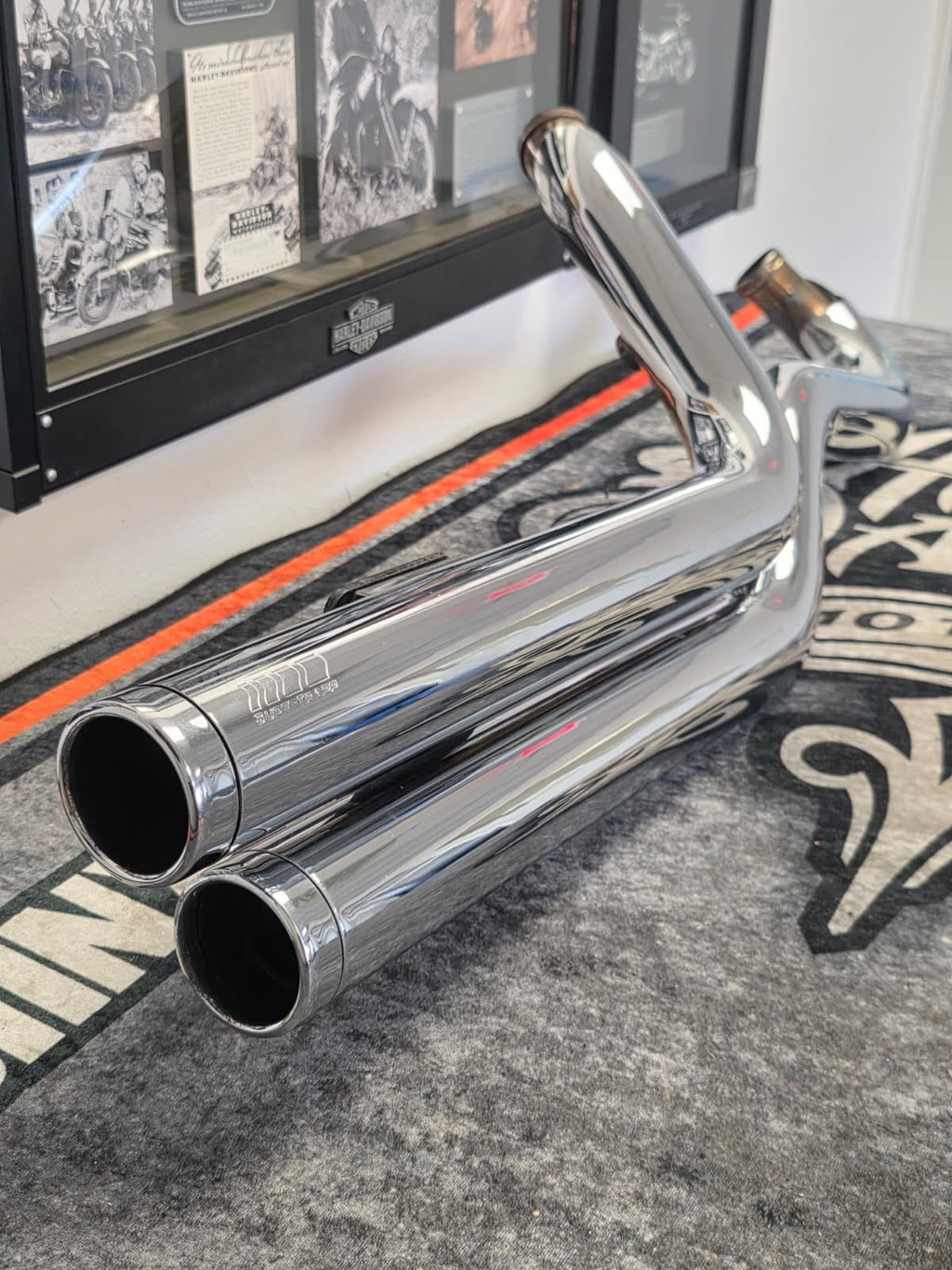 HARLEY-DAVIDSON SPRINGER SOFTAIL  EFI COMPLETE EXHAUST SYSTEM PIPE SUPERTRAPP