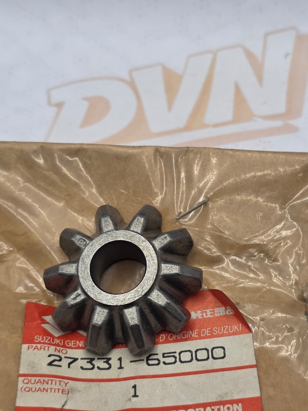27331-65000 Suzuki Pinion,differential side 2733165000000, New Genuine OEM
