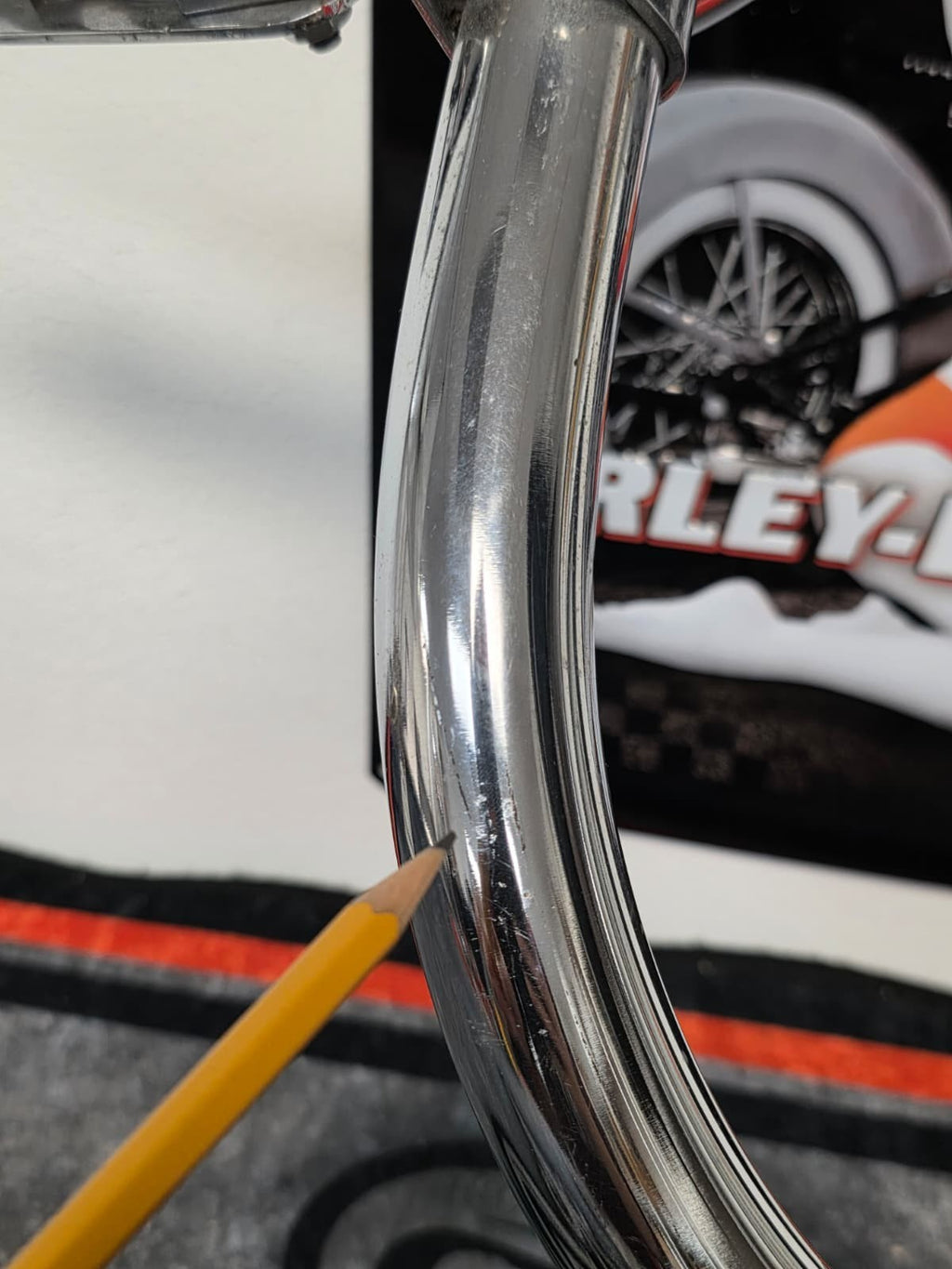 2000-03 Harley Softail Engine Guard Crash Cage Bar CHROME