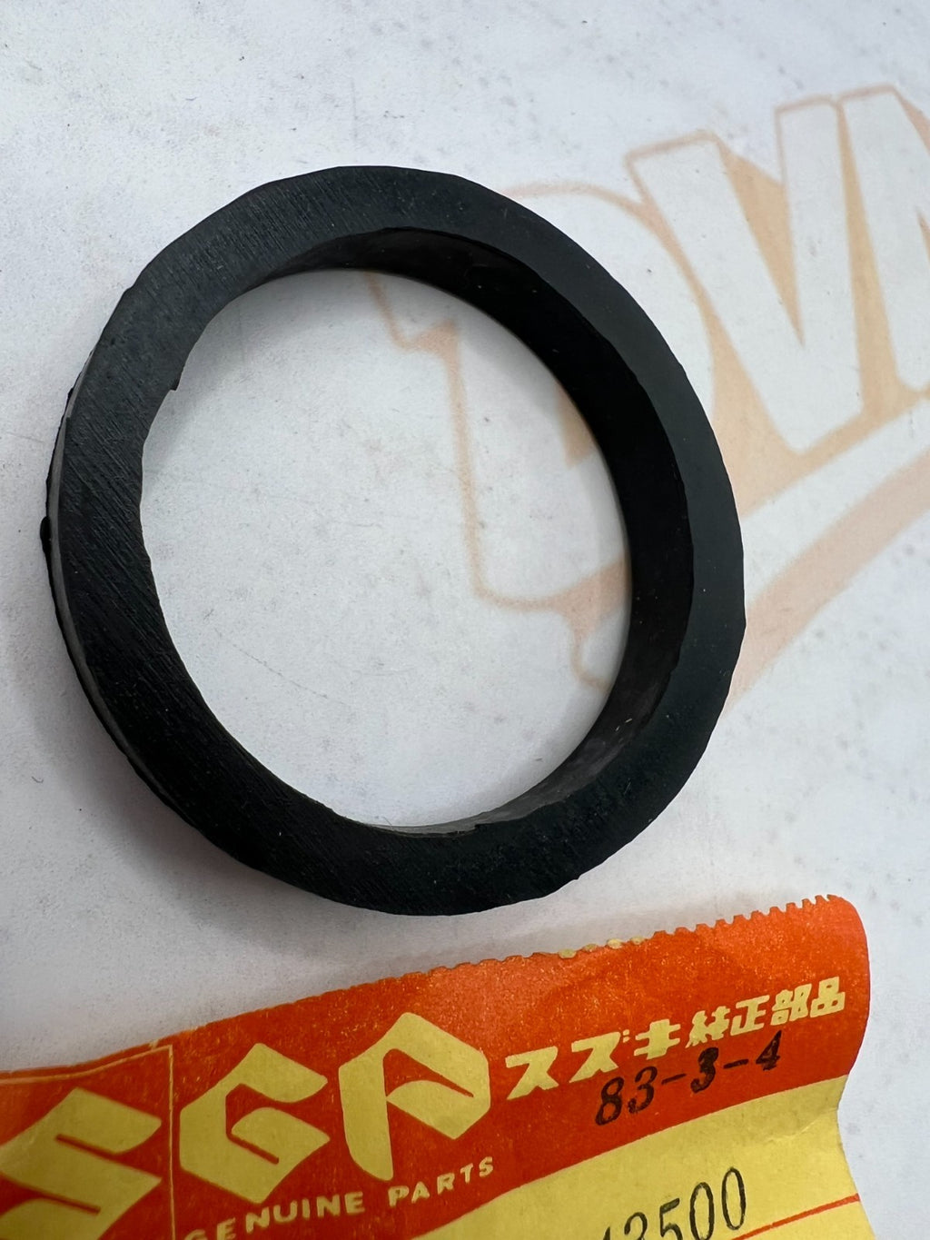 Suzuki NOS 51555-43500 - CUSHION, HEADLAMP BRACKET