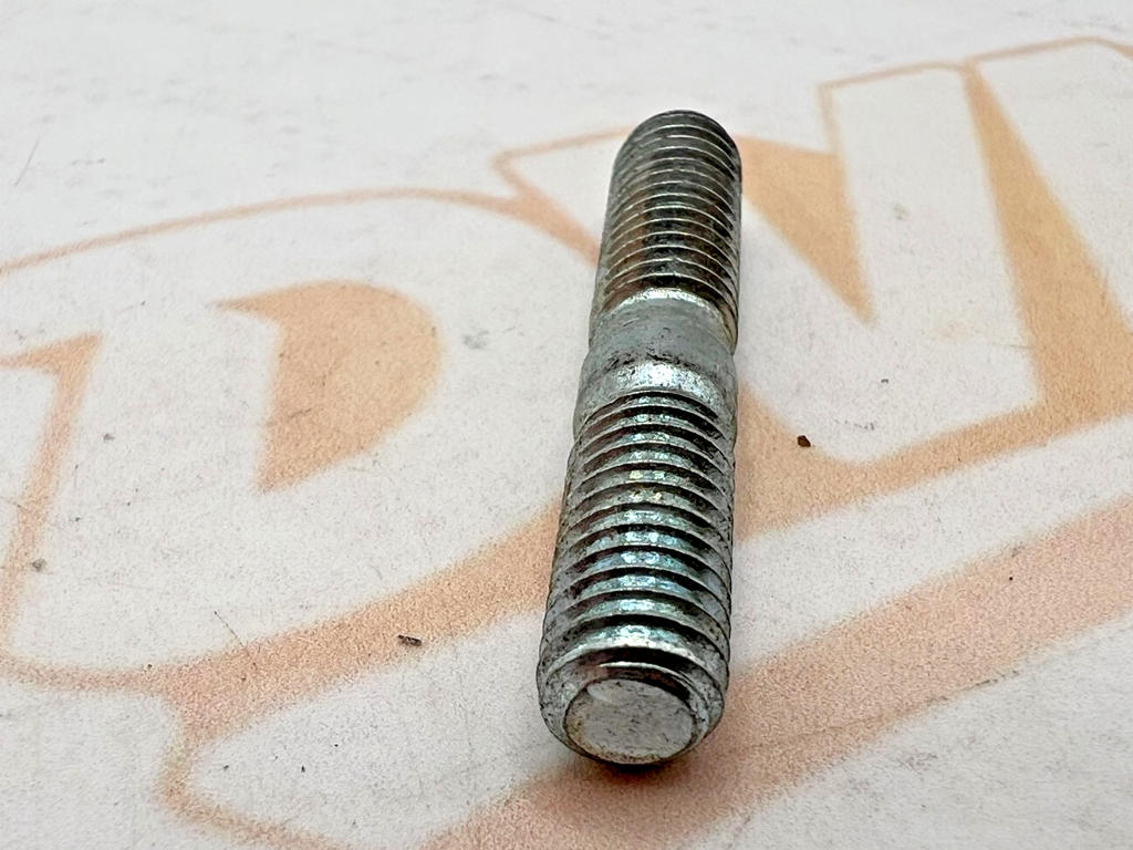 Suzuki CARB STUD BOLT 09108-06002 OEM NEW