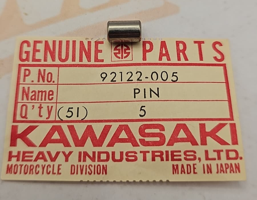 1 NOS Genuine Kawasaki Balancer Dowel Pin 76-83 KZ750, 77 KE250 OEM 92122-005