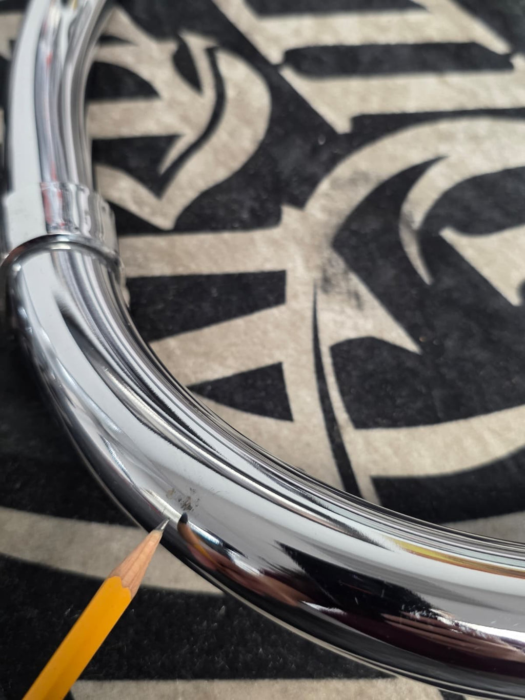 2000-03 Harley Softail Engine Guard Crash Cage Bar CHROME