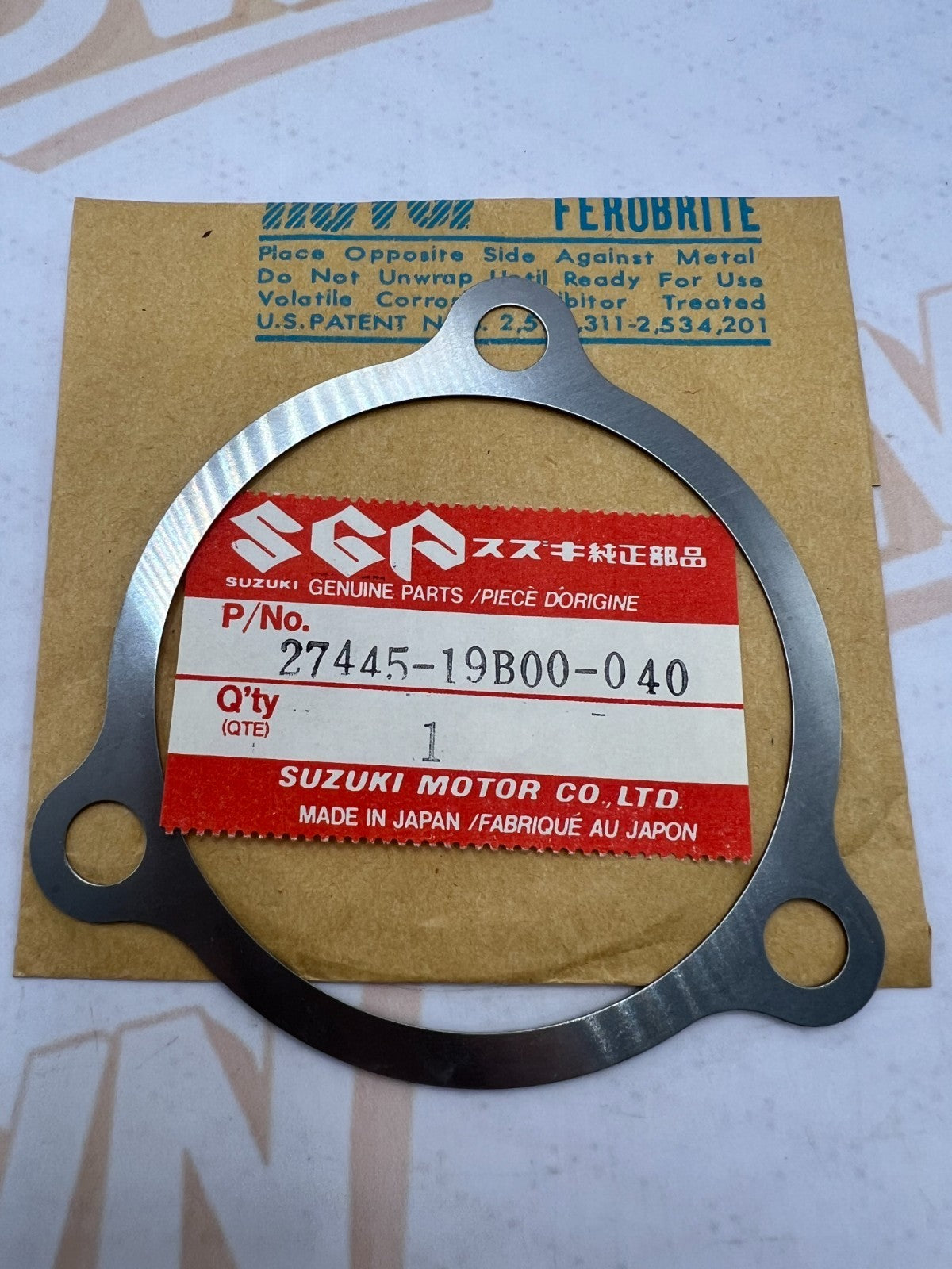 Suzuki NOS OEM 27445-19B00-040 - SHIM