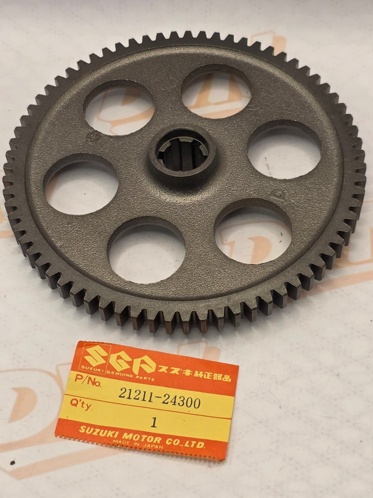 1985 SUZUKI LT185 - TRANSMISSION PRIMARY DRIVEN GEAR 71T 21211-24300