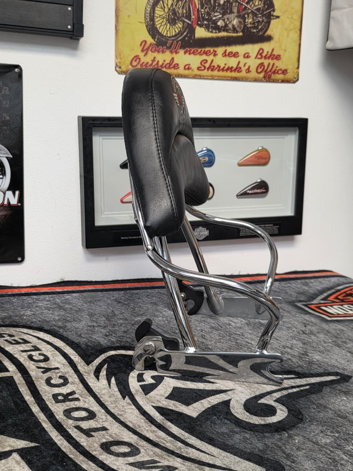 OEM 97-03 Heritage Springer 95th Detachable Tall Passenger Backrest Grab Rail