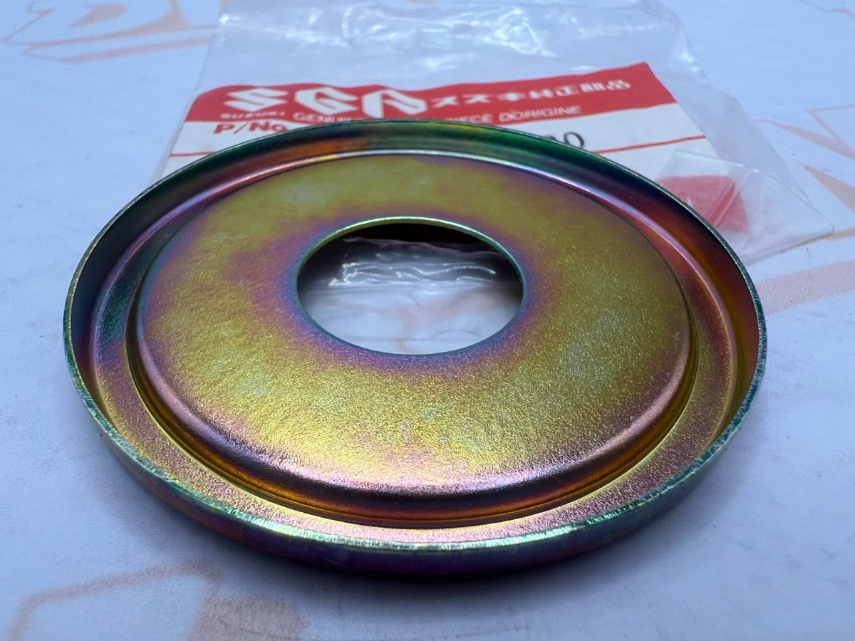 NOS SUZUKI LT LT F RR WHEEL HOLDER CENTER CAP 64726-19B00 NEW OEM FACTORY PARTS