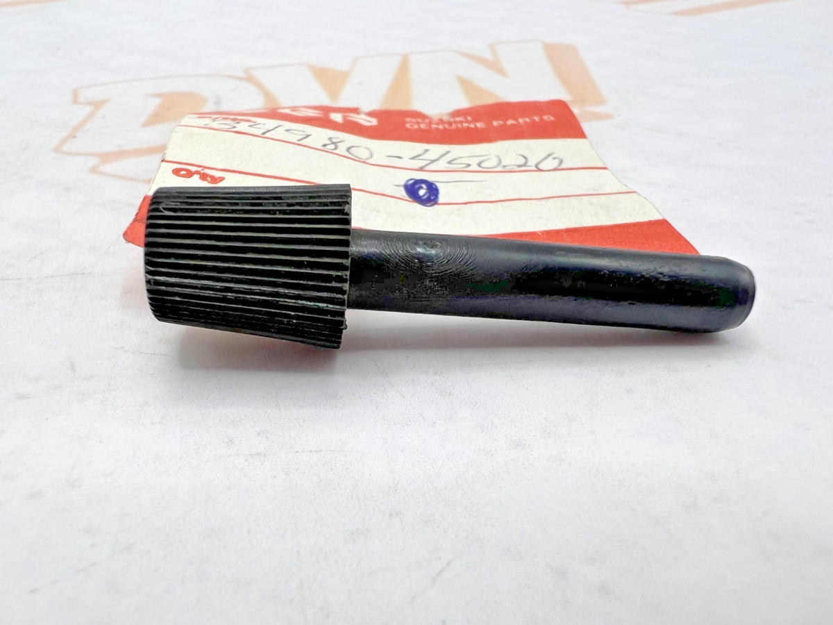 SUZUKI GN250 GS300 GS450 GS650 GS750 GS850 GS1000 METER KNOB 34980-45020 NOS OEM
