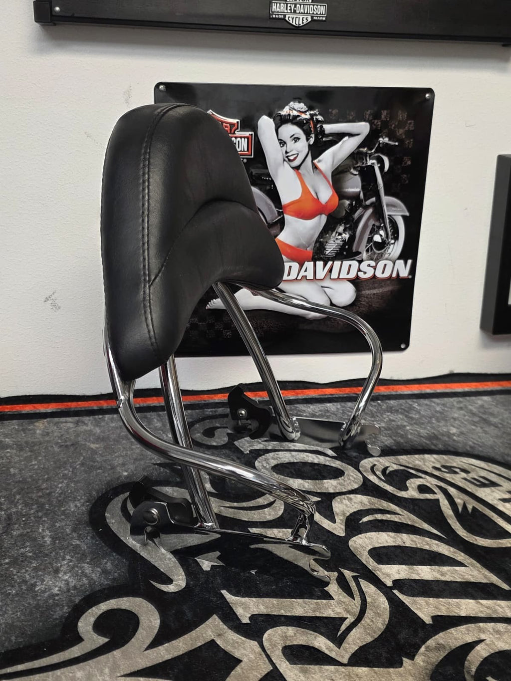 OEM Harley Davidson Softail Heritage Springer  Passenger Backrest 97-03