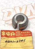 Suzuki NOS NEW 26221-01001 Return Spring Guide 50M 805
