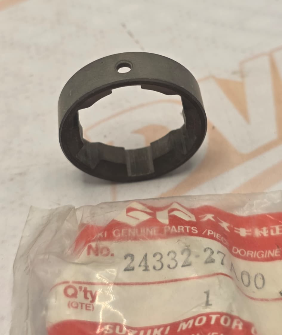 NOS OEMSuzuki 4TH driven gear bushing 24332-27A00 GSF600 GSX-R750 VZ800 GSX750