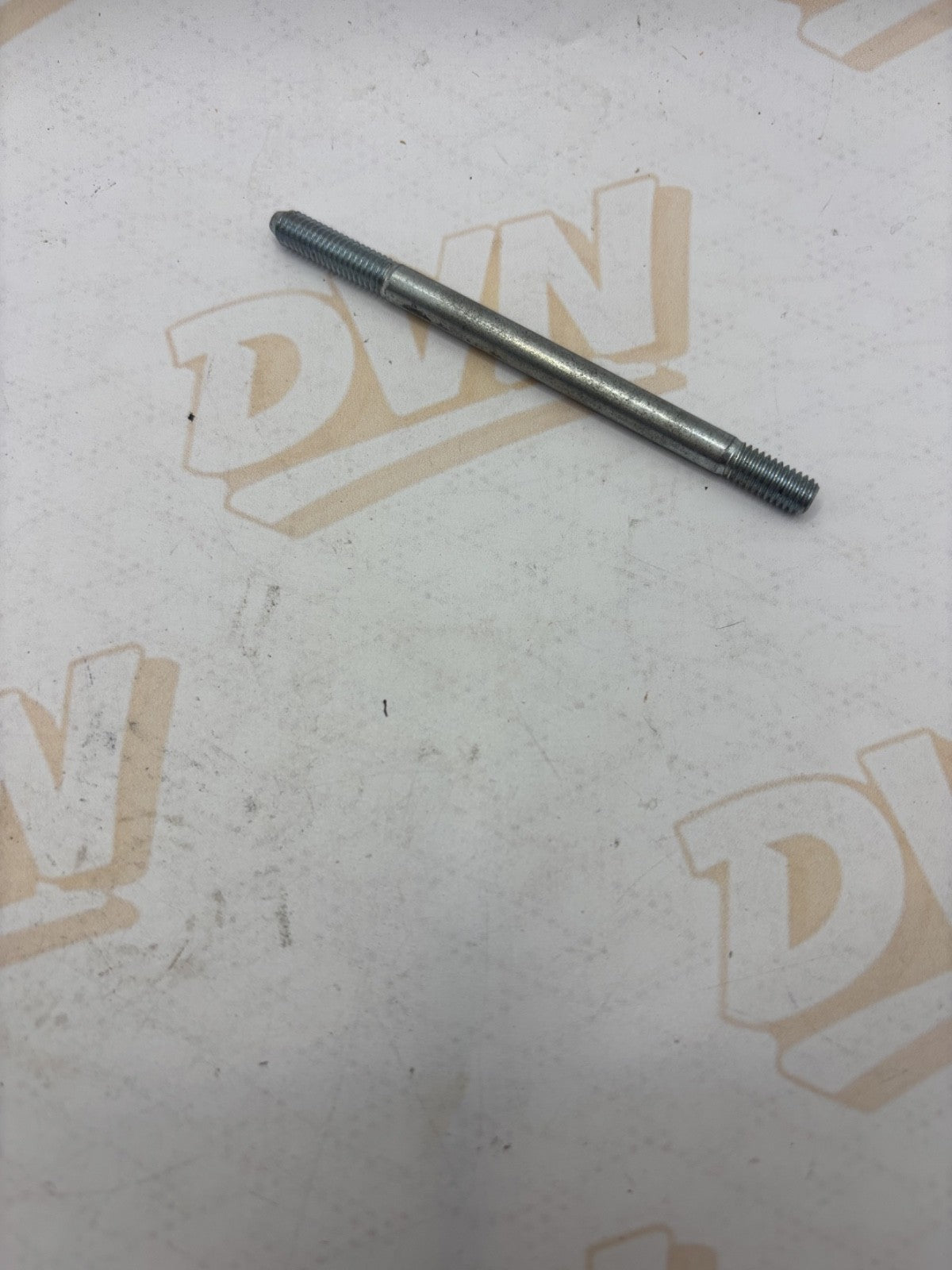 NOS GENUINE SUZUKI 1968 S32 CYLINDER STUD BOLT 09108-06003 NEW OEM
