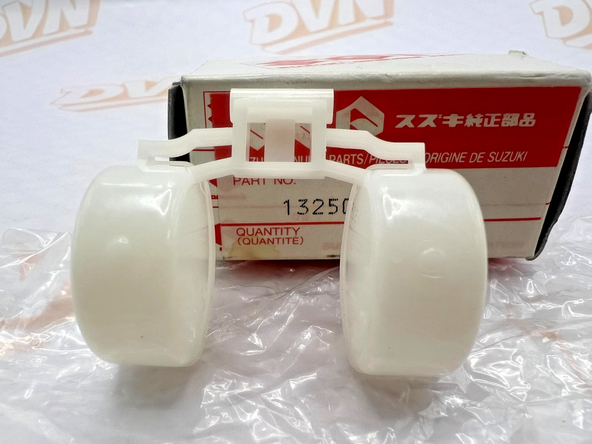 SUZUKI NOS OEM SUPERSEDED BY 1325030D50 FLOAT | 13250-16A00