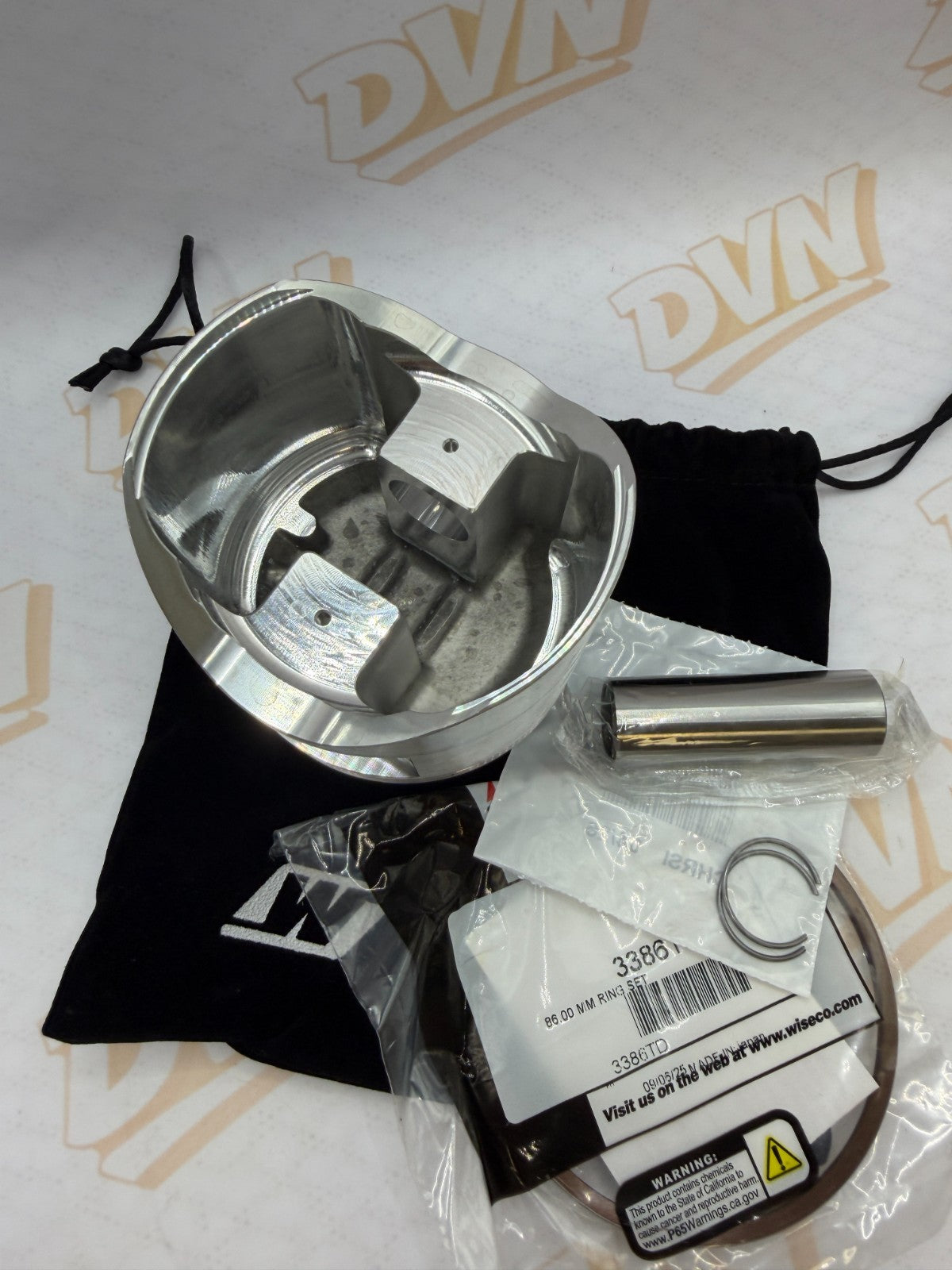 Suzuki PE400 1980 Wiseco piston and ring set  85.75 mm