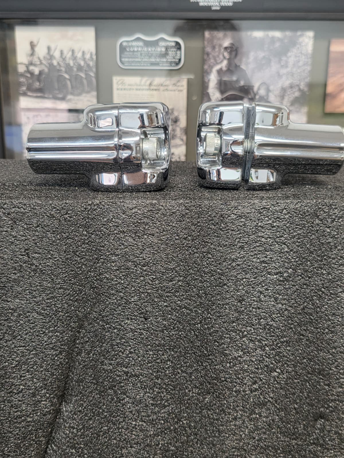 HarleyDavidson 56887-07/09 Softail Sportster Chrome Handlebar Risers Genuine OEM