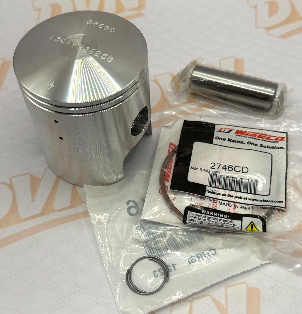 1978 -1979 Suzuki PE175 Wiseco piston and ring set  62.50mm