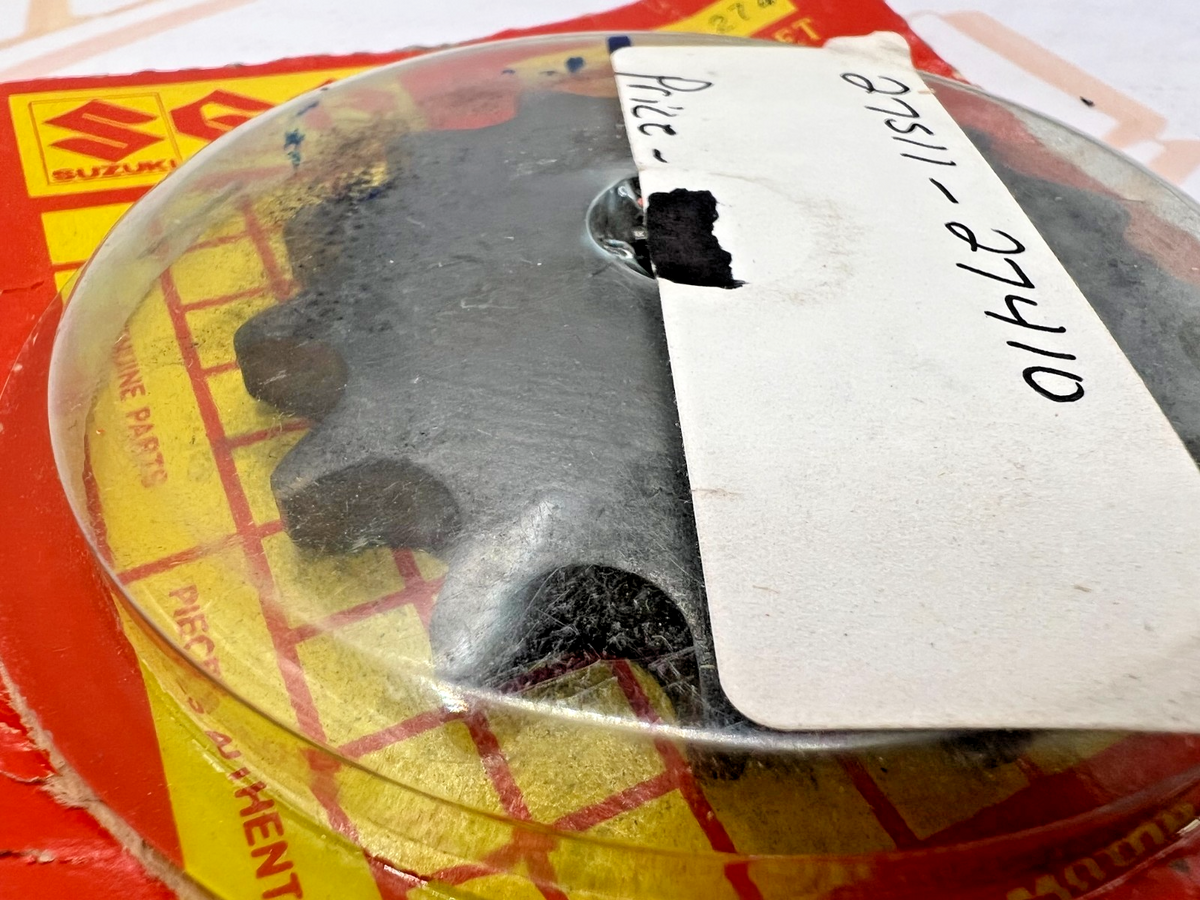 NOS Suzuki Front Engine Sprocket # 27511-27410 RM80 DS80  1977-1981