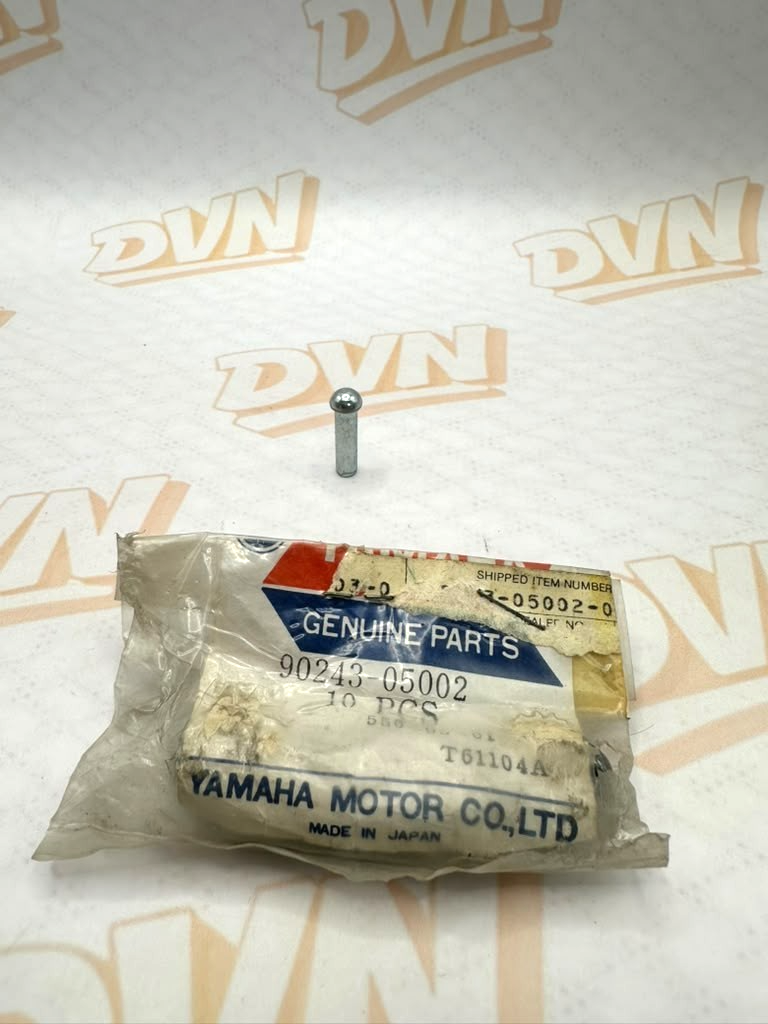NEW NOS YAMAHA 90243-05002