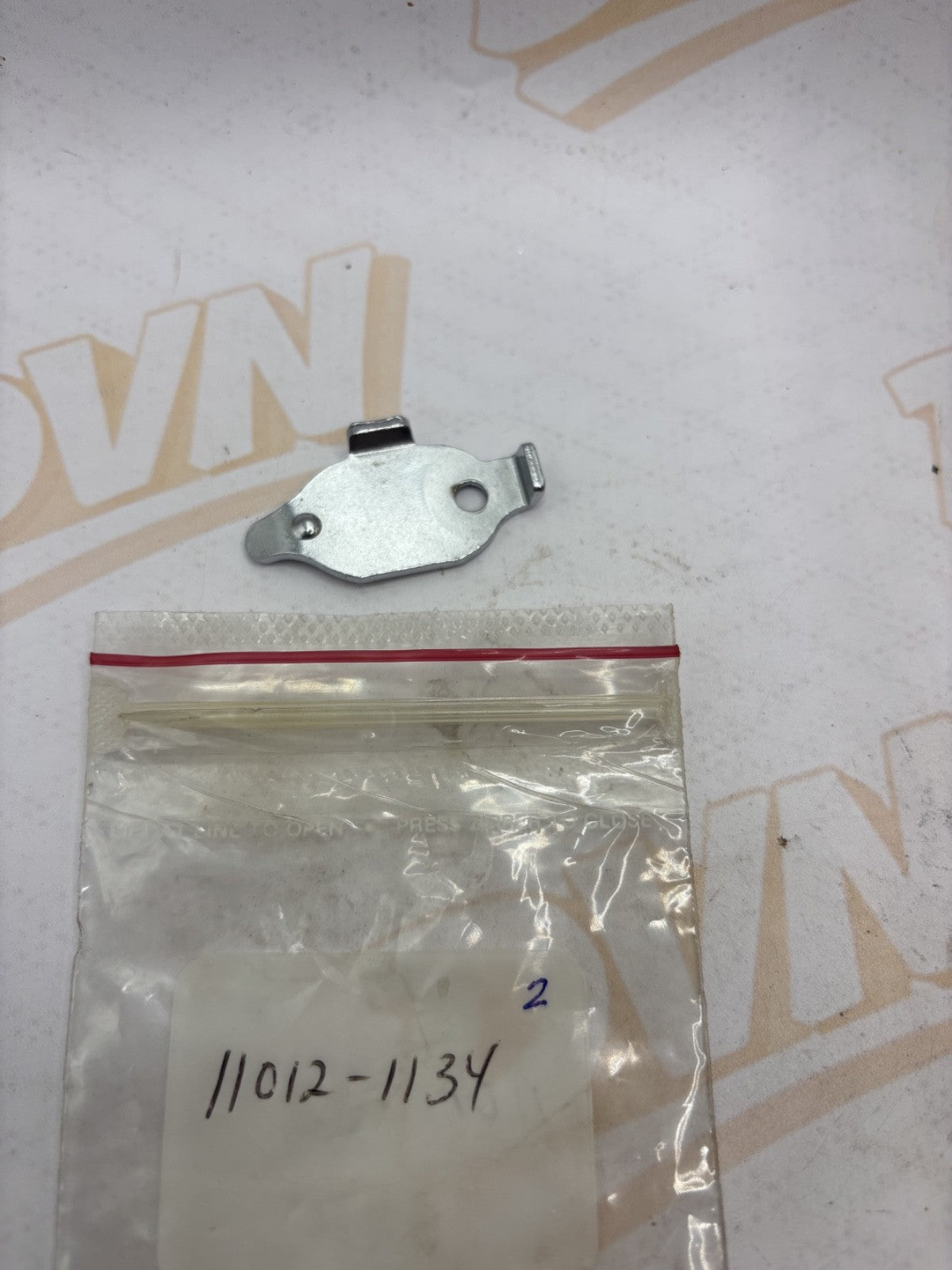 NOS OEM KAWASAKI CAP STEERING LOCK 27031-001 11012-1134 OM18