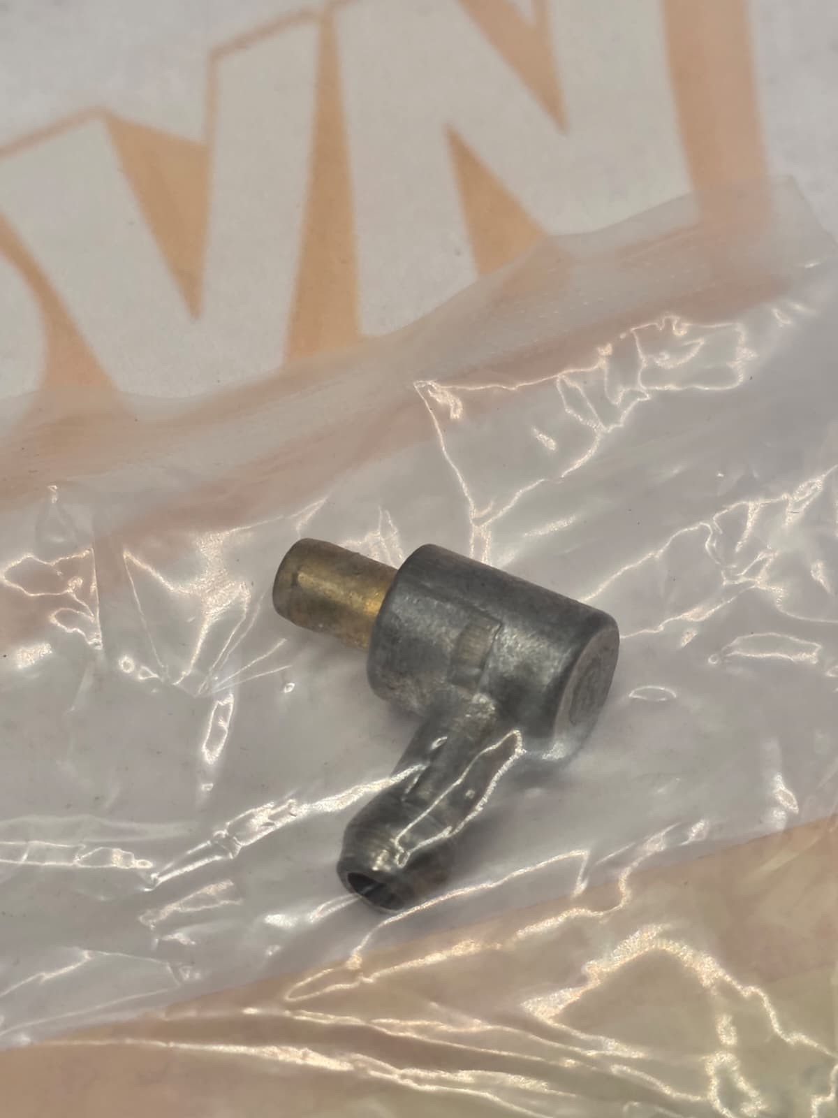 SUZUKI OEM RM125 RM250 RM 125 250 CYLINDER UNION CASE BREATHER 16910-09401
