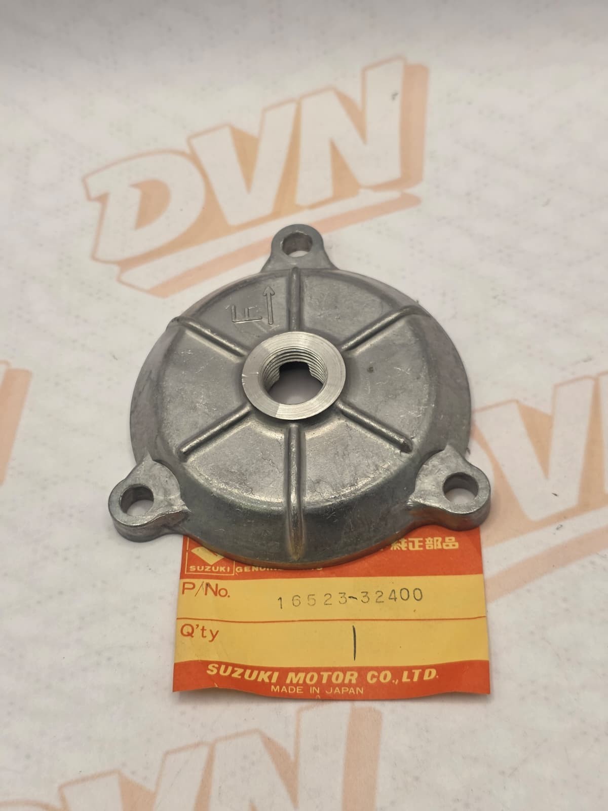 1980 Suzuki DR400 Oil Pump Filter Cap And Plug 16523-32400