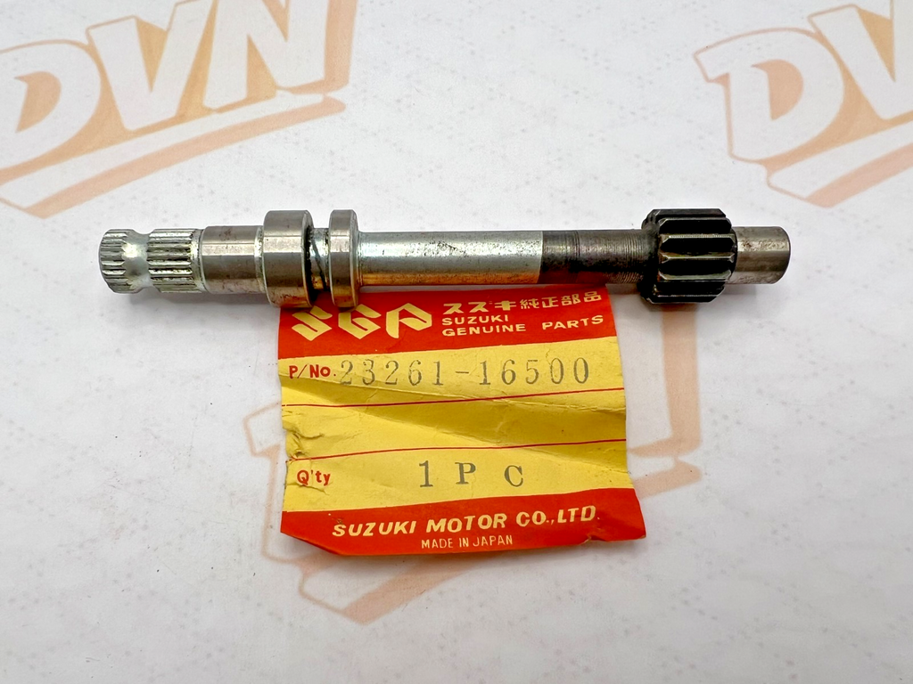 NOS GENUINE  SUZUKI RM400 RM370 TM250 CLUTCH RELEASE PINION 23261-16500 VINTAGE
