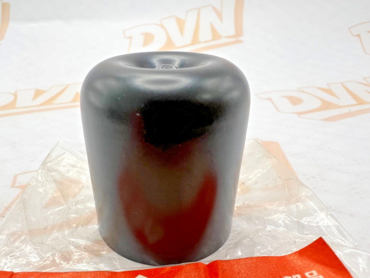 NOS Suzuki OEM Balancer Cap 1986-1988 GSX-R1100 1986-1987 GSX-R750 56274-31300