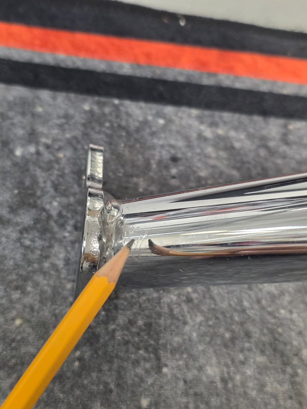 Highway Engine Guard Crash Bar For Harley Ultra Classic Limited Road Glide 09-Up