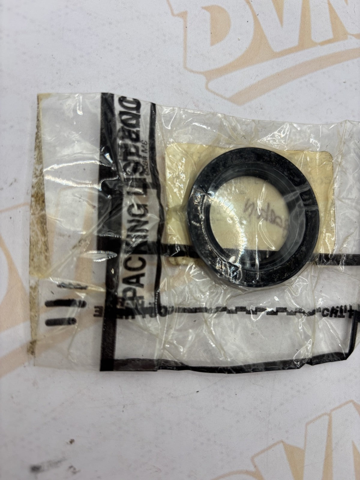 New Original OEM Kawasaki 92049-1181 Oil Seal