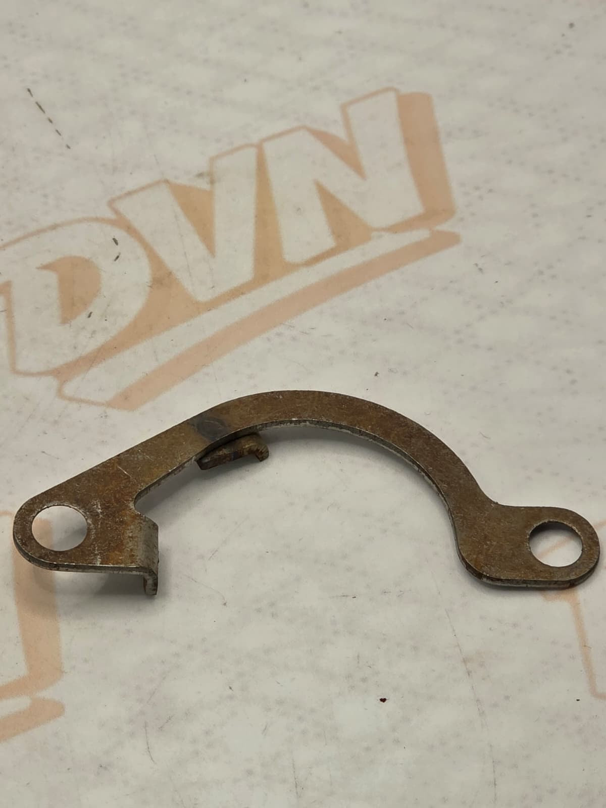 NOS GENUINE SUZUKI COUNTER SHAFT BEARING RETAINER 24741-28001 NEW OEM PARTS