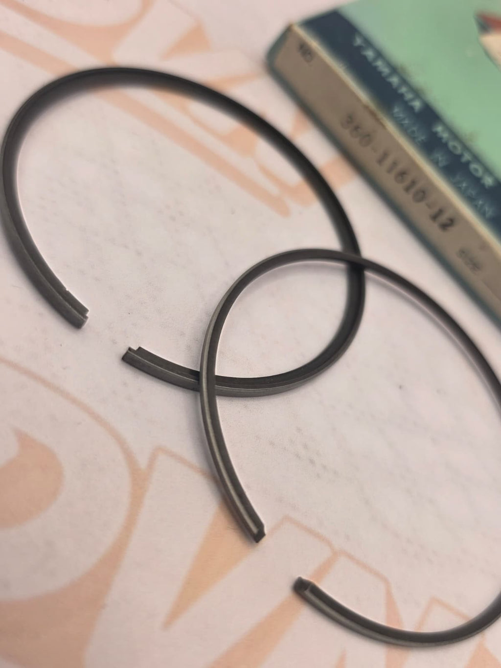 360-11610-12 yamaha piston ring set n.o.s. bin 2-8-4