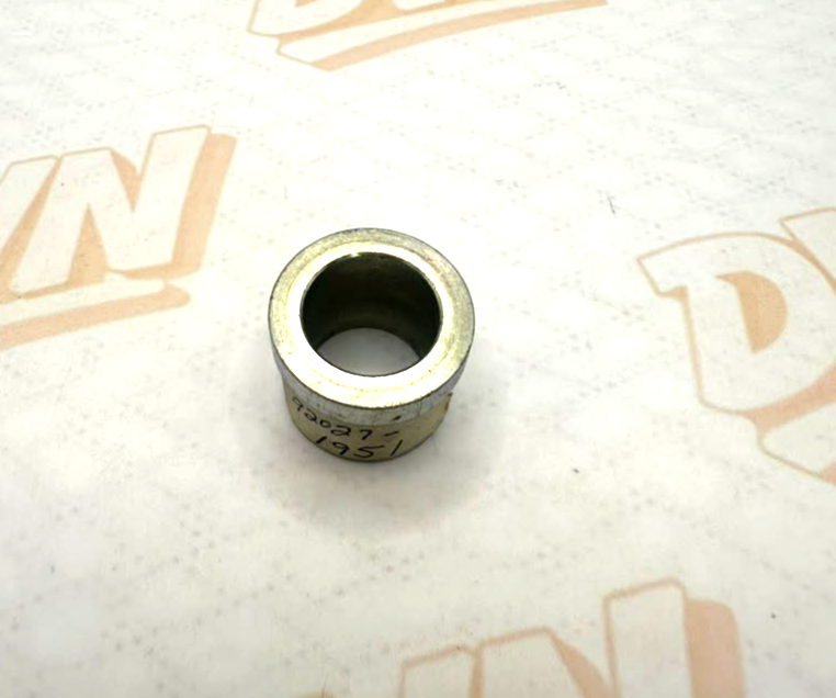 Kawasaki NOS NEW 92027-1951 COLLAR,L=20