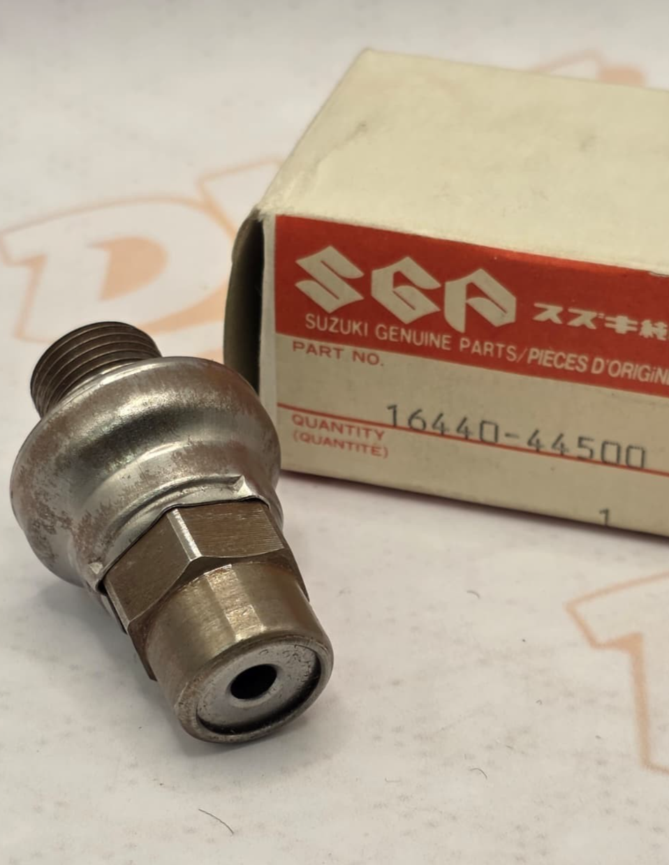 Suzuki GS450 GS700 GS750 GSX750 Engine Oil Regulator NOS Oil Valve 16440-44500