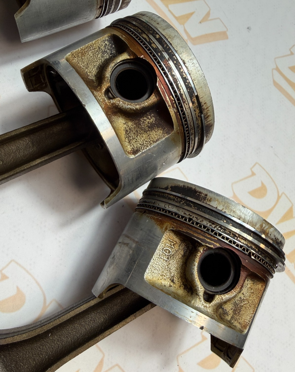 1983 Honda CB1000 OEM Engine Pistons Rings Connecting Rod Assembly 13101-MG1-670